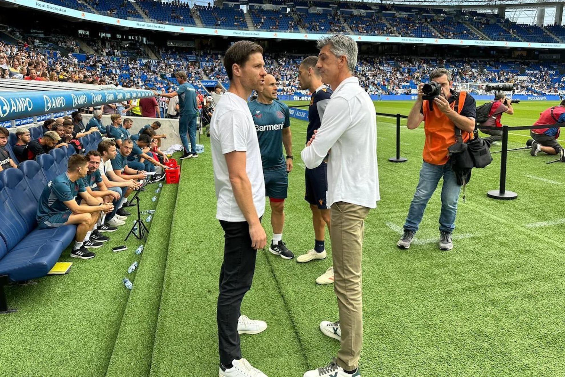 马卡:此前因阿尔瓜西尔带队成绩出色,阿隆索未获得执教皇社机会