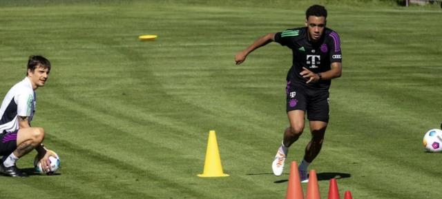 星空体育APP-【夜读】范加尔：梅西夺冠是剧本