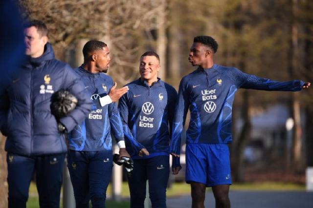 星空体育APP-王勤伯：姆巴佩成为法国队队长，格子如遭德尚重拳