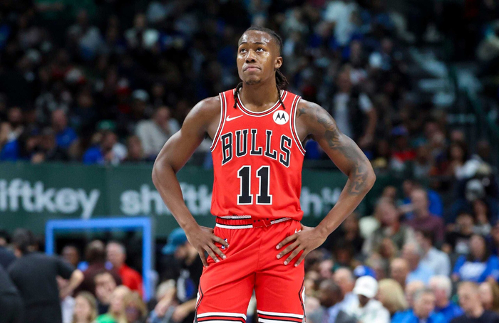 公牛将多森姆交易至森林狼换回迪林厄姆和米勒|NBA|伦纳德-米勒|明尼苏达森林狼队|赛季场均数据|阿约·多苏穆_新浪体育_新浪新闻