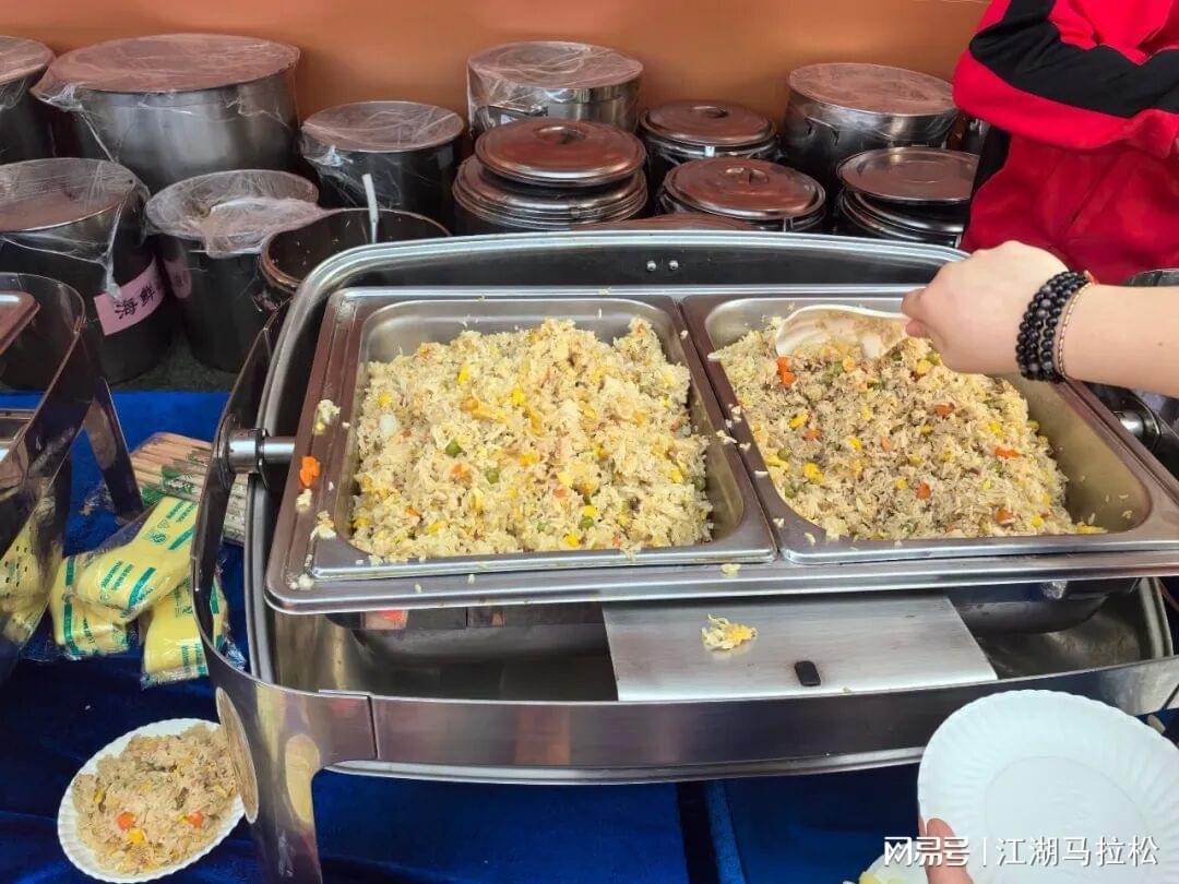 星空体育平台-这哪是赛后美食,简直就是清远食堂自助餐