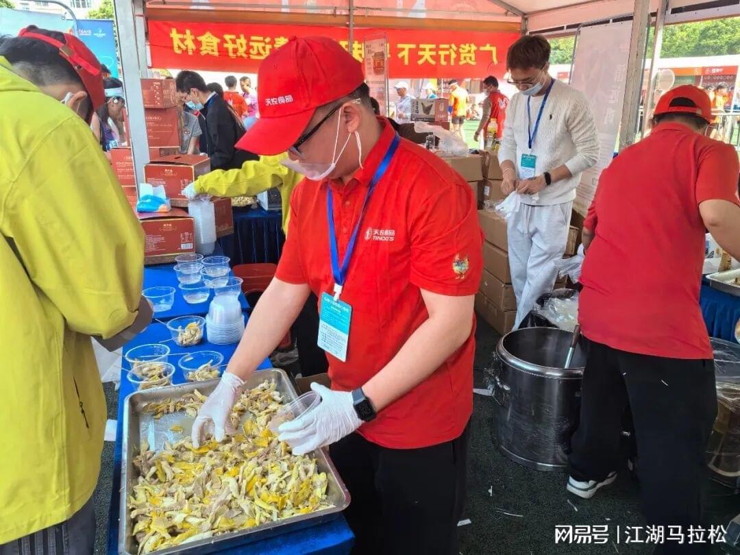 星空体育平台-这哪是赛后美食,简直就是清远食堂自助餐