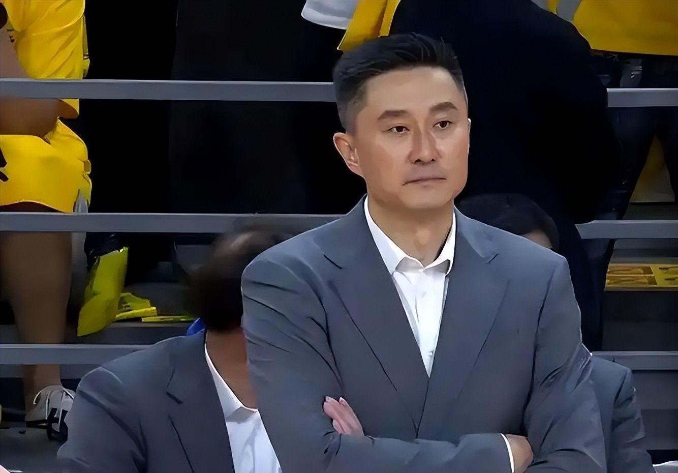 广东男篮为什么能大胜四川?杜锋毫不客气说出原因,说得太实在